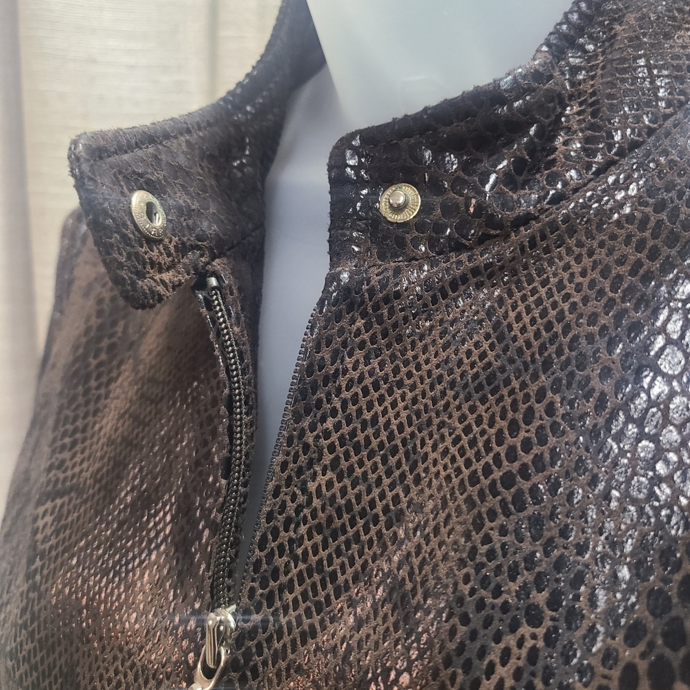 Rogue leather - Picture 6 of 10